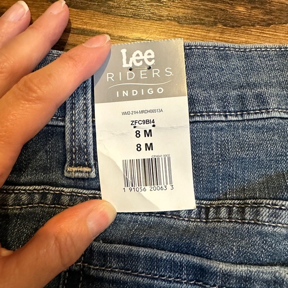 Lee Rider Indigo Ankle Length Womens 8M jeans. - Picture 3 of 3